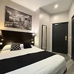 Trocadero 2*