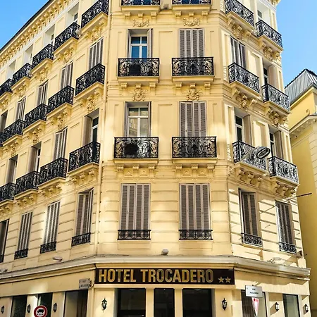 Trocadero 2*
