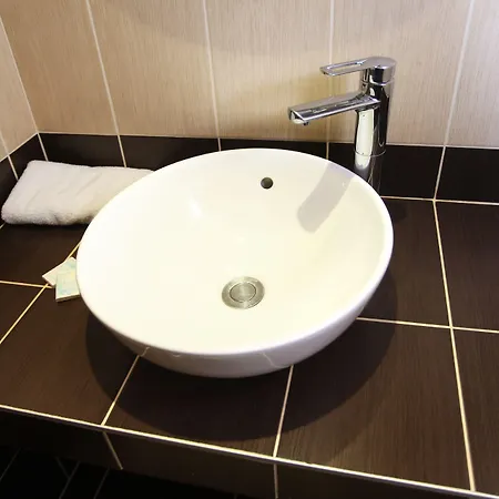 Hotel Trocadero 2*
