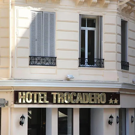 מלון Trocadero 2*